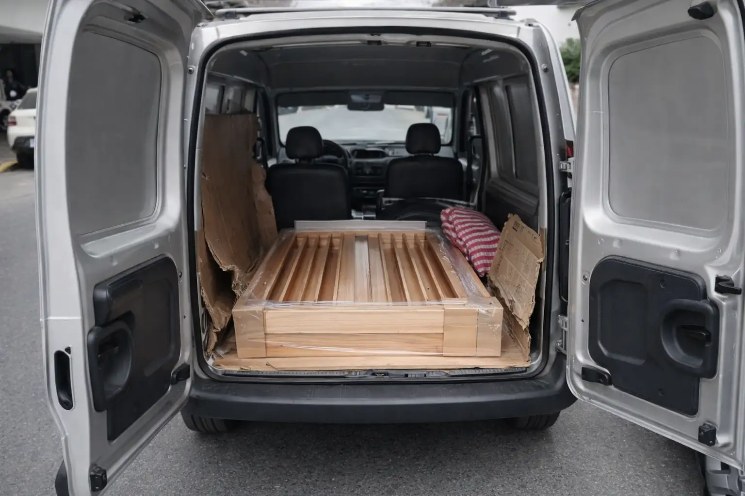 Miniflete con muebles en Rosario
